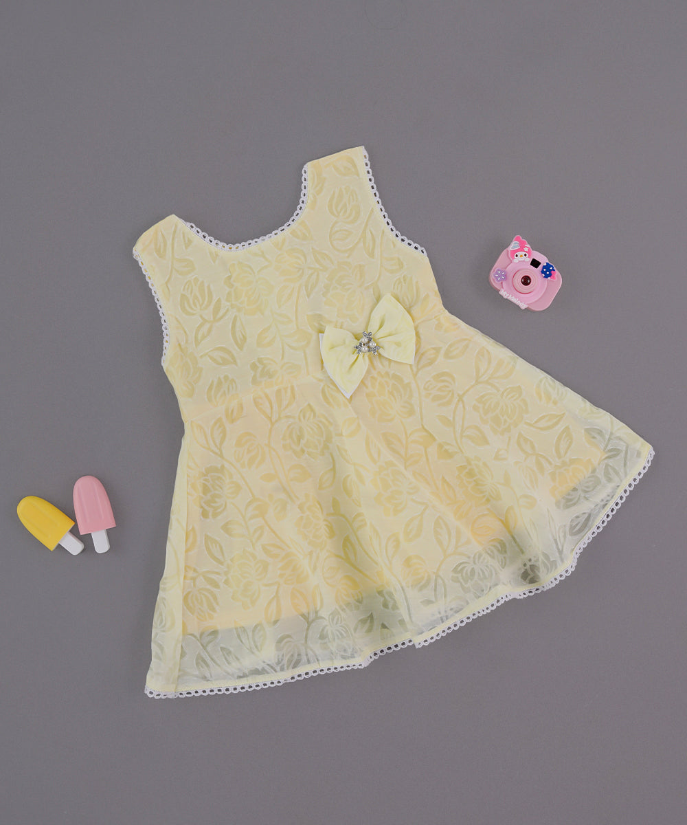 🌟 Light Yellow Net Frock with Bow & Floral Pattern – Baby Girl